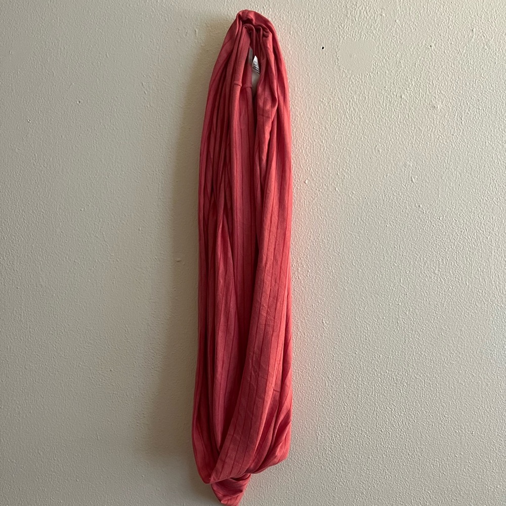 Nike Dri-FIT Coral Pink Infinity Scarf